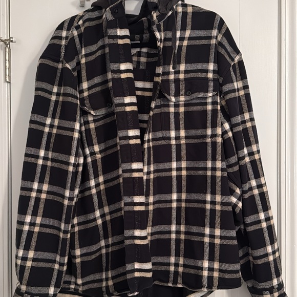 American Eagle Plaid Shacket - Picture 1 of 2